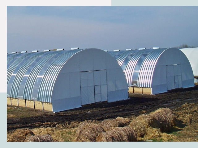 Сельскохозяйственные здания в Луховицах