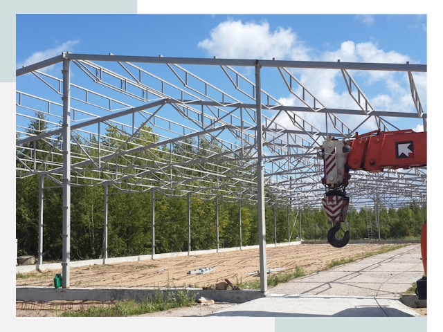 Строительство конюшен в Луховицы от 621 руб. под ключ