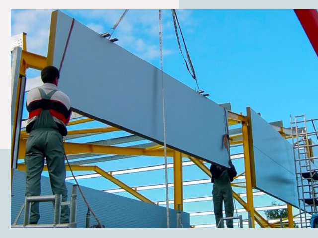 Монтаж сэндвич-панелей в Луховицах от 621 руб.